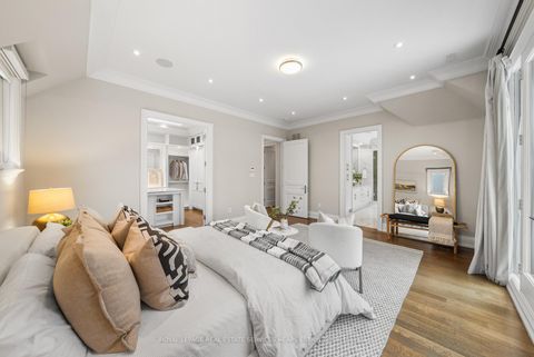 Photo 15 at 237 St Leonard's Avenue, York Mills, Toronto