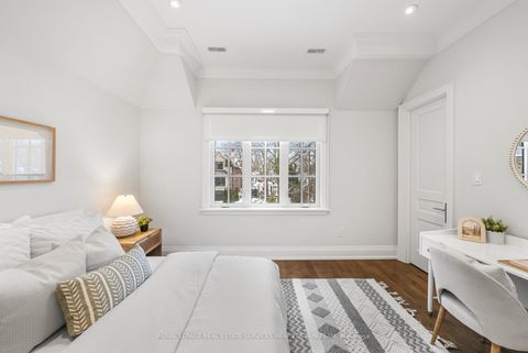 Photo 21 at 237 St Leonard's Avenue, York Mills, Toronto