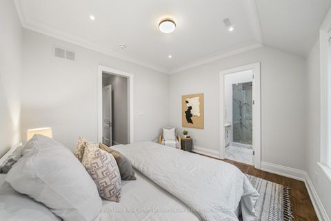 Photo 23 at 237 St Leonard's Avenue, York Mills, Toronto