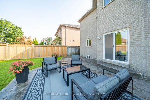 Photo 42 at 39 Dunblane Avenue, Maple, Vaughan