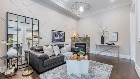 Photo 2 at 275 Sunset Beach Road, Oak Ridges Lake Wilcox, Richmond Hill