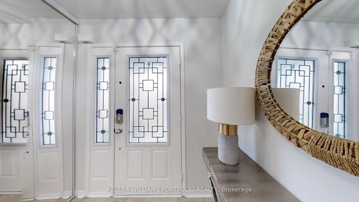 Photo 2 at 773 Miller Park Avenue, Bradford, Bradford West Gwillimbury