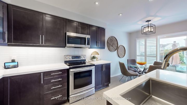 Photo 6 at 773 Miller Park Avenue, Bradford, Bradford West Gwillimbury