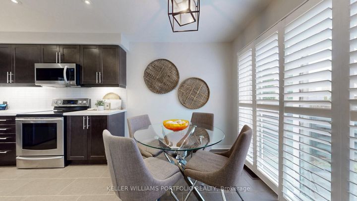 Photo 10 at 773 Miller Park Avenue, Bradford, Bradford West Gwillimbury