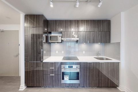 Photo 3 at 529A - 10 Rouge Valley Drive W, Unionville, Markham