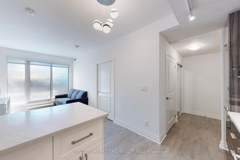 Photo 11 at 529A - 10 Rouge Valley Drive W, Unionville, Markham