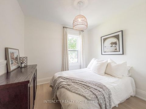 Photo 11 at 92 Dagmar Avenue, South Riverdale, Toronto