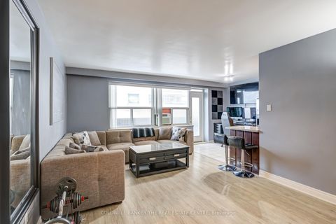Photo 3 at 208 - 50 Gulliver Road, Amesbury, Toronto