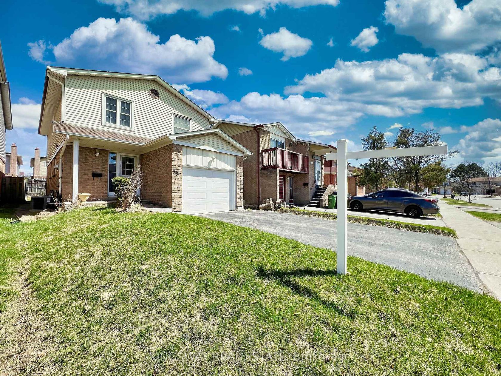 55 Copperwood Square, Milliken, Toronto photo number 2