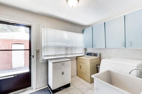 Photo 11 at 23 Lansdowne Avenue, Roncesvalles, Toronto