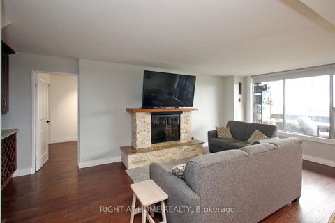 Photo 13 at 1508 - 11 Wincott Drive, The Westway, Toronto