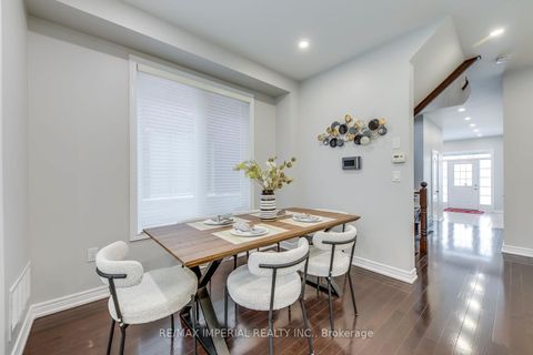 Photo 14 at 43 Sibella Way, Vellore Village, Vaughan