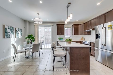 Photo 16 at 43 Sibella Way, Vellore Village, Vaughan