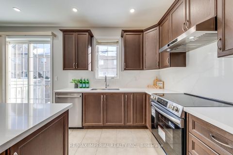 Photo 22 at 43 Sibella Way, Vellore Village, Vaughan