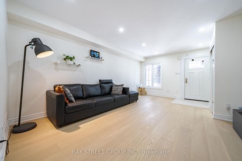 Photo 3 at 26 Moresby Street, Langstaff, Richmond Hill