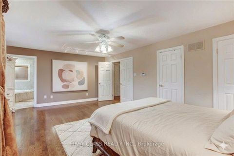 Photo 8 at 333 Weldrick Road E, Observatory, Richmond Hill