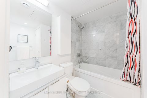 Photo 17 at 4809 - 14 York Street, Waterfront Communities C1, Toronto