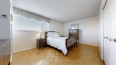 Photo 19 at 813 - 270 Scarlett Road, Smythe, Toronto