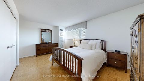 Photo 20 at 813 - 270 Scarlett Road, Smythe, Toronto