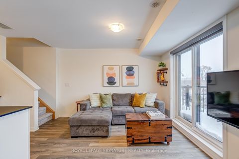 Photo 7 at 4 - 179 William Duncan Road, CFB, Toronto