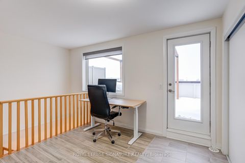 Photo 27 at 4 - 179 William Duncan Road, CFB, Toronto