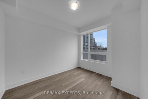 Photo 12 at 203 - 2075 King Road, King City, King