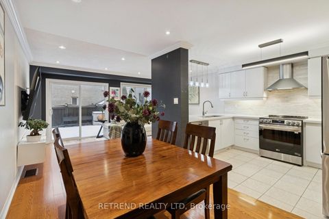 Photo 9 at 6 Summit Drive, Vellore Village, Vaughan