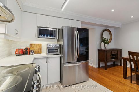 Photo 13 at 6 Summit Drive, Vellore Village, Vaughan