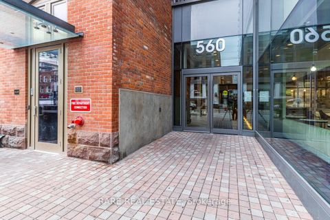 Photo 1 at 1004 - 560 King Street W, Waterfront Communities C1, Toronto
