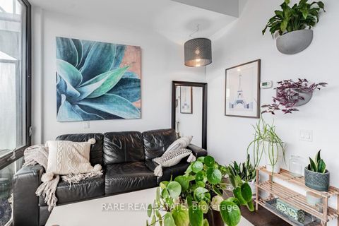 Photo 12 at 1004 - 560 King Street W, Waterfront Communities C1, Toronto