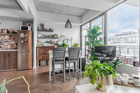 Photo 15 at 1004 - 560 King Street W, Waterfront Communities C1, Toronto