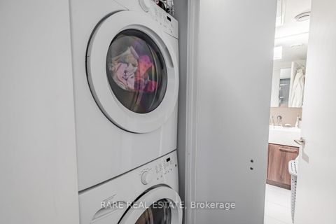 Photo 27 at 1004 - 560 King Street W, Waterfront Communities C1, Toronto