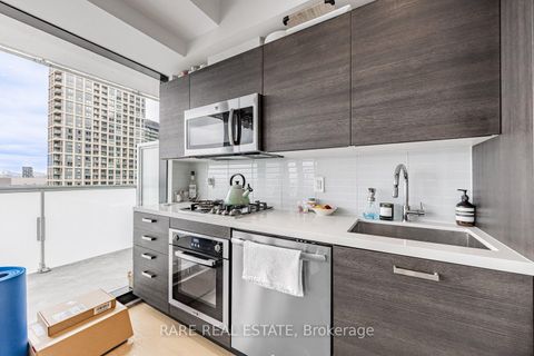 Photo 15 at 2404 - 11 Charlotte Street, Waterfront Communities C1, Toronto
