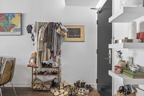 Photo 14 at 701 - 650 King Street W, Waterfront Communities C1, Toronto