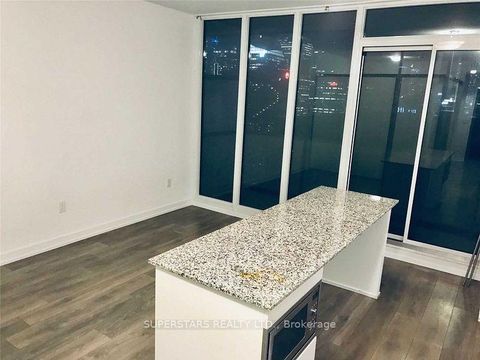 Photo 3 at 3606 - 426 University Avenue, Chinatown, Toronto