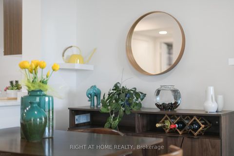 Photo 6 at 706 - 1346 Danforth Road, Eglinton East, Toronto