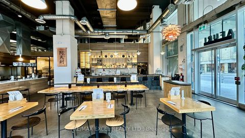 Photo 2 at 1 - 411 Church Street, Yonge Corridor, Toronto