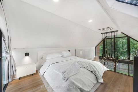 Photo 27 at 742 9th Line, Alcona, Innisfil