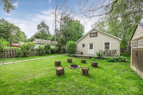 Photo 29 at 742 9th Line, Alcona, Innisfil