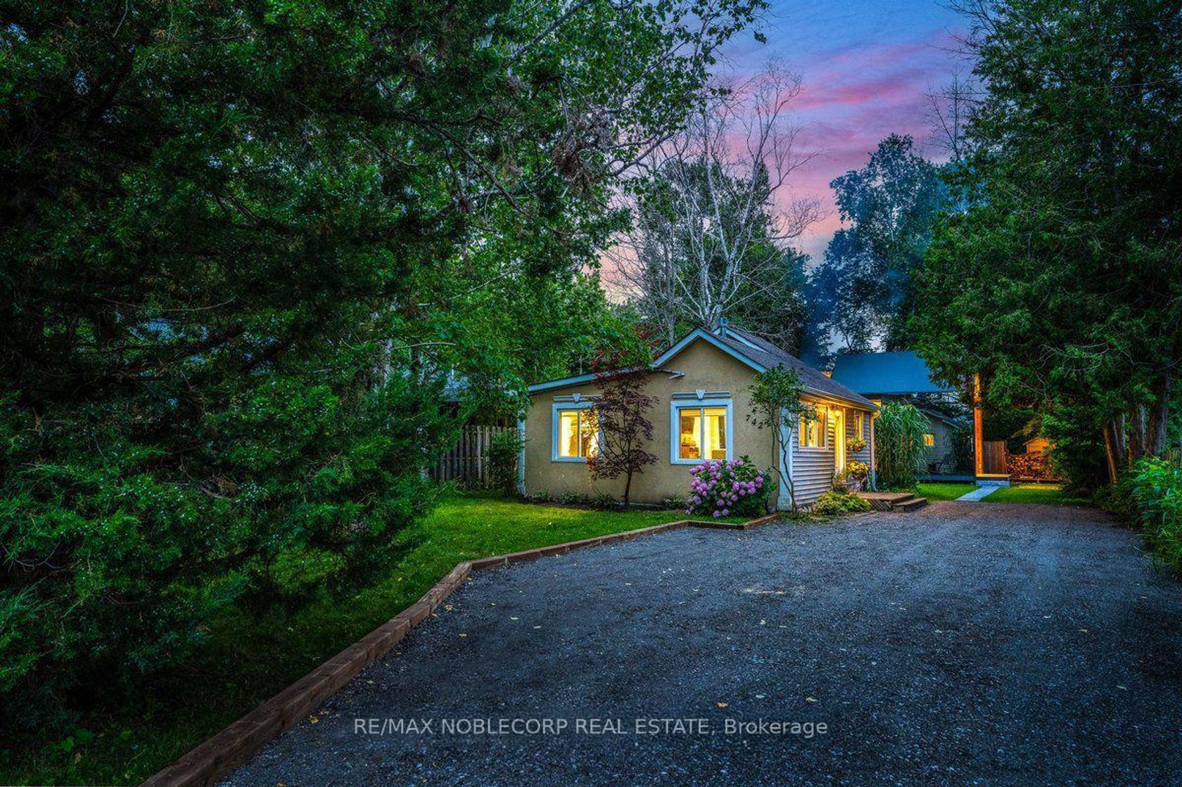 742 9th Line, Alcona, Innisfil photo number 2