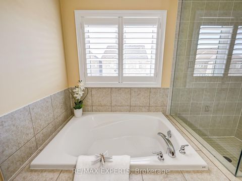 Photo 18 at 25 Killington Avenue, Kleinburg, Vaughan