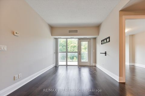 Photo 7 at 517 - 8302 Islington Avenue, Islington Woods, Vaughan