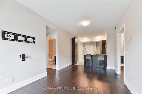 Photo 9 at 517 - 8302 Islington Avenue, Islington Woods, Vaughan