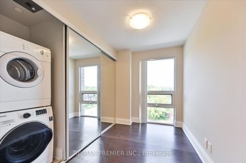 Photo 24 at 517 - 8302 Islington Avenue, Islington Woods, Vaughan