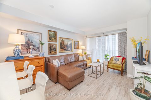 Photo 13 at 1005 - 5 Michael Power Place, City Centre West, Toronto