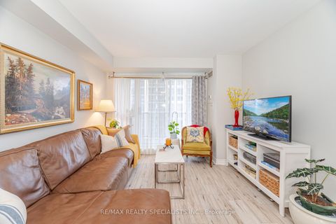 Photo 14 at 1005 - 5 Michael Power Place, City Centre West, Toronto