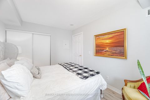 Photo 18 at 1005 - 5 Michael Power Place, City Centre West, Toronto