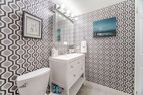 Photo 20 at 1005 - 5 Michael Power Place, City Centre West, Toronto