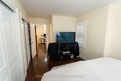 Photo 23 at 1 - 1 Hargrave Lane, York Mills, Toronto