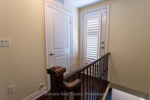 Photo 26 at 1 - 1 Hargrave Lane, York Mills, Toronto